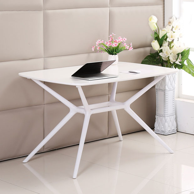 Bàn Charles & Ray Eames AS260