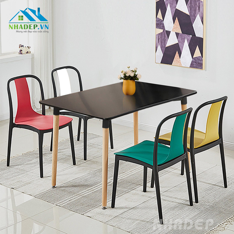 Bộ bàn & 4 ghế  nghệ thuật Scandinavian PP574
